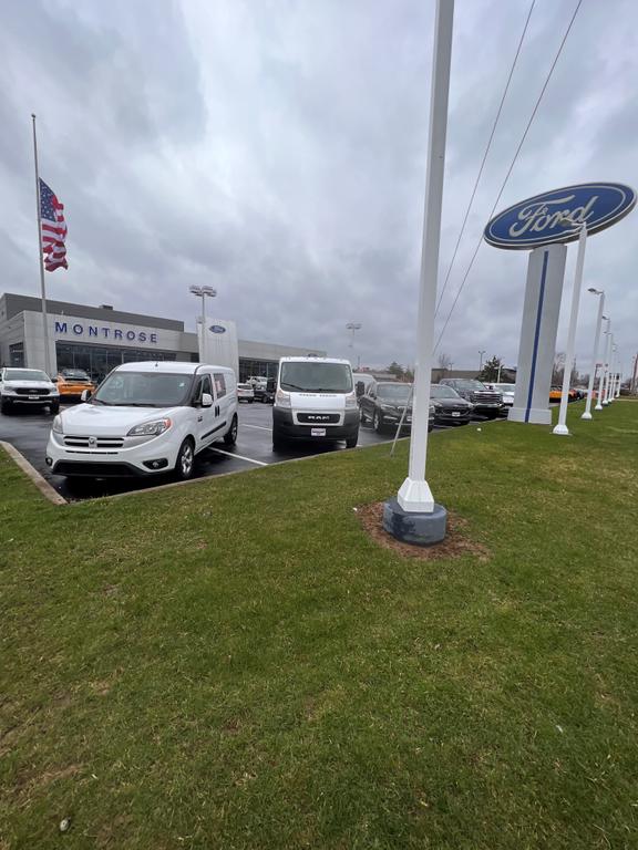 Dealership gallery photo 8